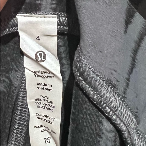 Lululemon InStill High-Rise Tight Activewear Leggings 25” Size 4 - Picture 9 of 9